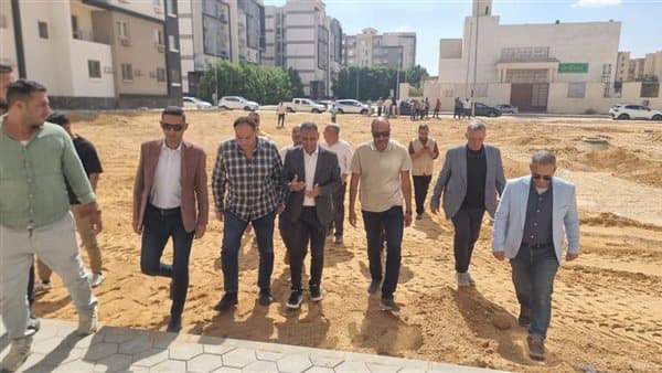 نائب رئيس المجتمعات يتفقد مشروعات الشروق