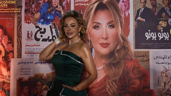 سوزان نجم تشيد بمصر بعد تكريمها في مهرجان السينما الفرانكفونية