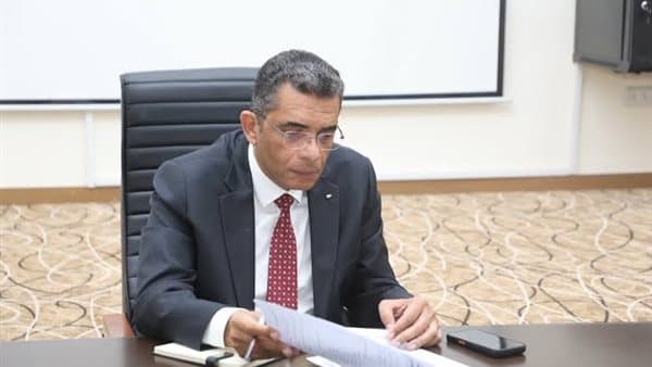 لجنة عليا تبحث حظر توكيلات الأراضي في البحر الأحمر