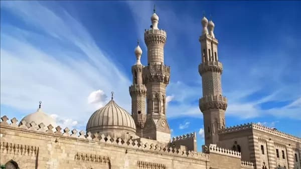 Qibla Imams exams begin at Al-Azhar