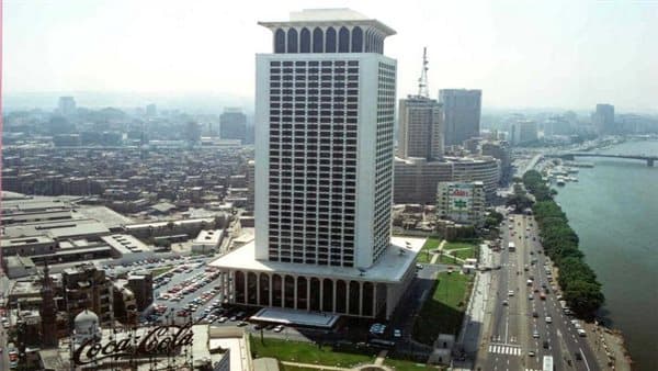 مصر تدين اعتداءات السعودية وتتابع مصابينها