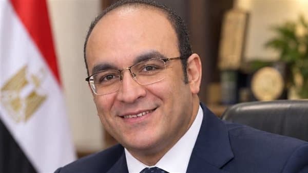 هيئة التأمين الصحي تقدم تسهيلات لكبار السن وتجديد البطاقة