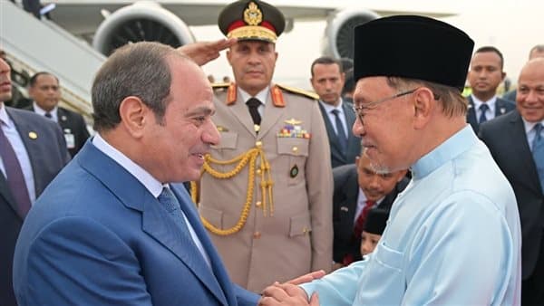 السيسي وأنور إبراهيم يوقعان مذكرات تفاهم بين مصر وماليزيا