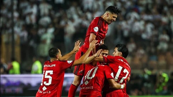محمد عبد الجليل: عموتة يحدد مواقع اللاعبين والأهلي يعمل بشكل صحيح