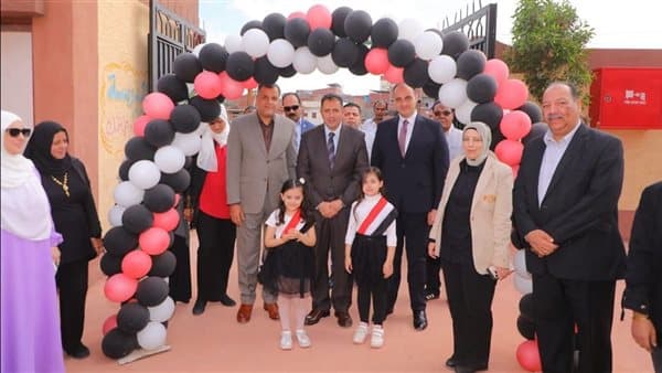 Damietta Gov reviews school development projects