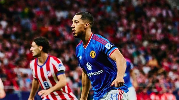Atlético Madrid ahead of Manchester United 2-0 at halftime