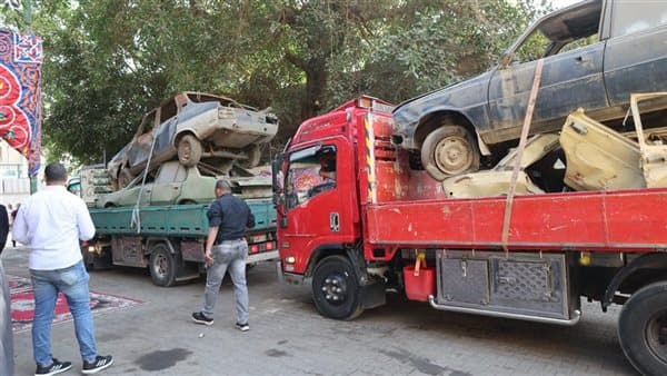 Giza Governor Inspects Vehicle Detention Site