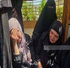 قتلى وإصابات جراء قصف الاحتلال على غزة