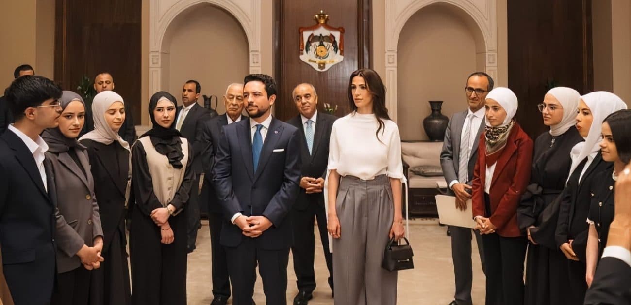 Princess Rajwa revisits her white shirt