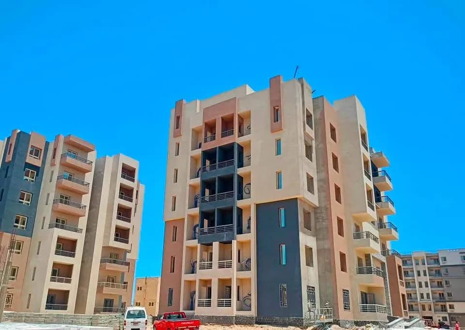 Egyptian victims resist new housing options