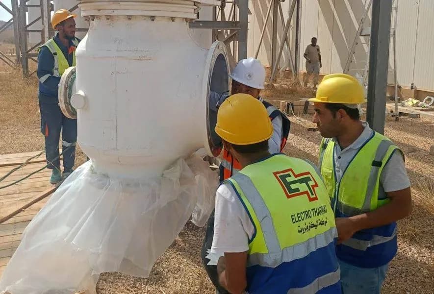 Libyans criticize silence over outages