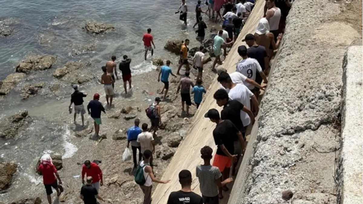 إسبانيا تنفي مسؤولية المغرب عن تدفق اللاجئين
