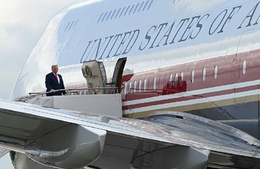 Trump replaces plane over assassination threat