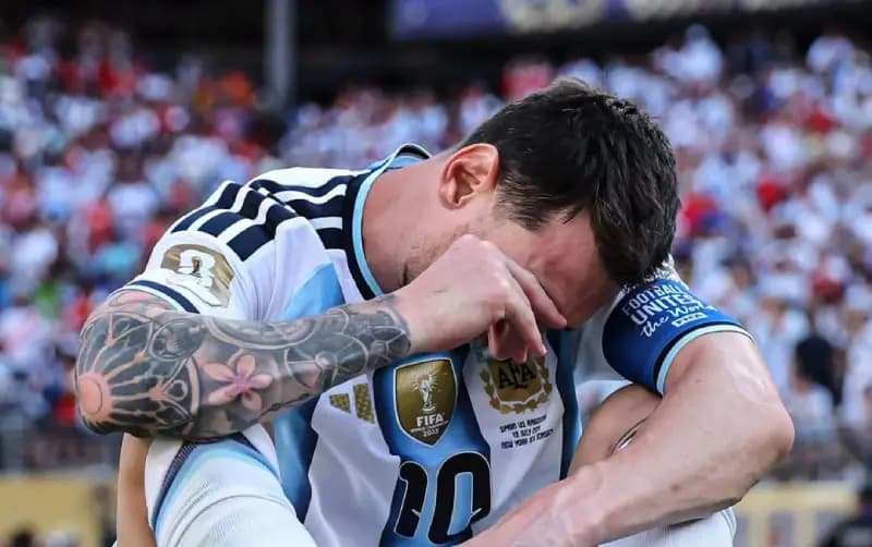 Messi Shares Feeling of Great Pain