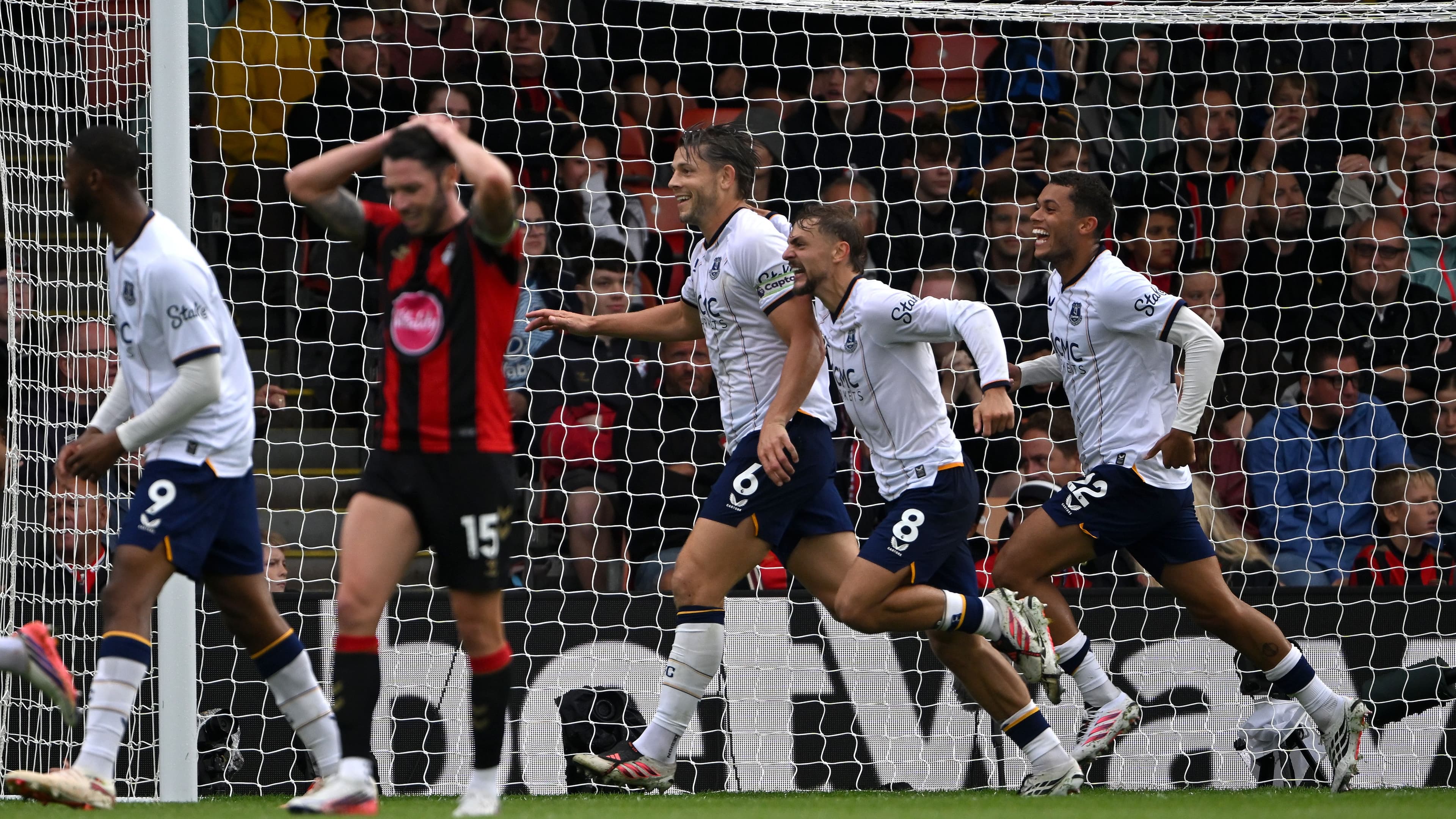 Bournemouth loses points after fatal goal; Hull City deepens Lampard's troubles