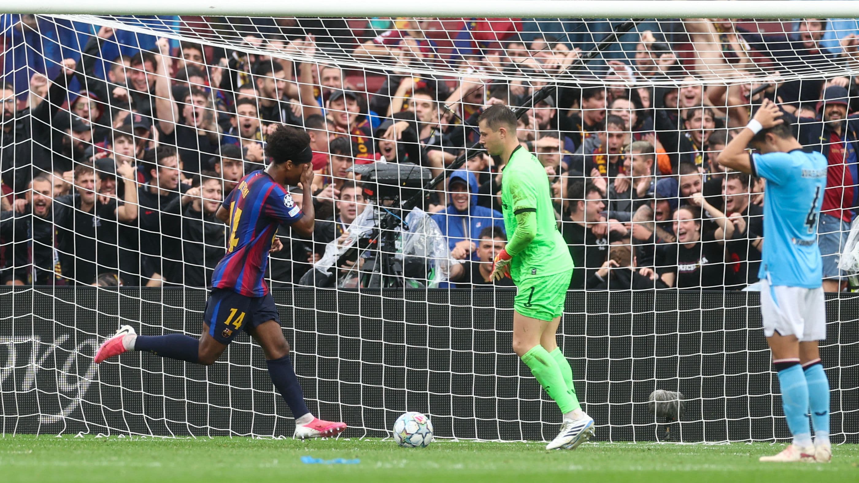 Ademi topples Ballack with skill vs Barcelona