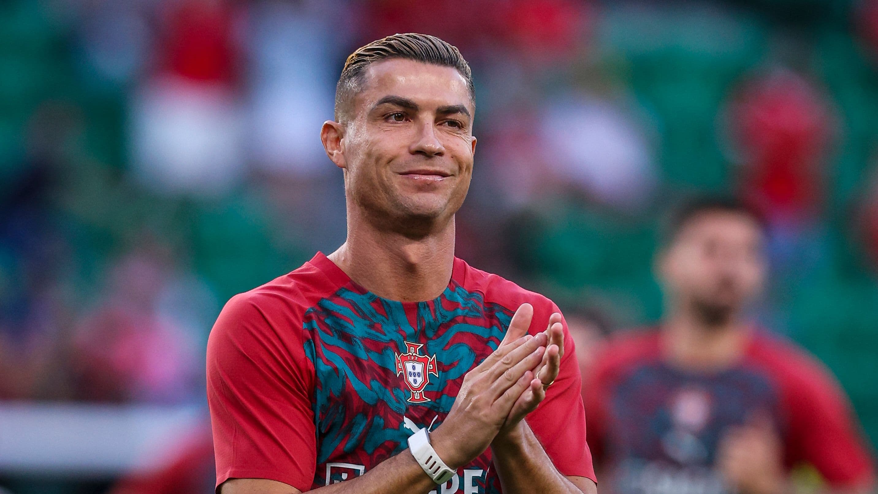 Cristiano Ronaldo apologizes and asks the federation for discipline