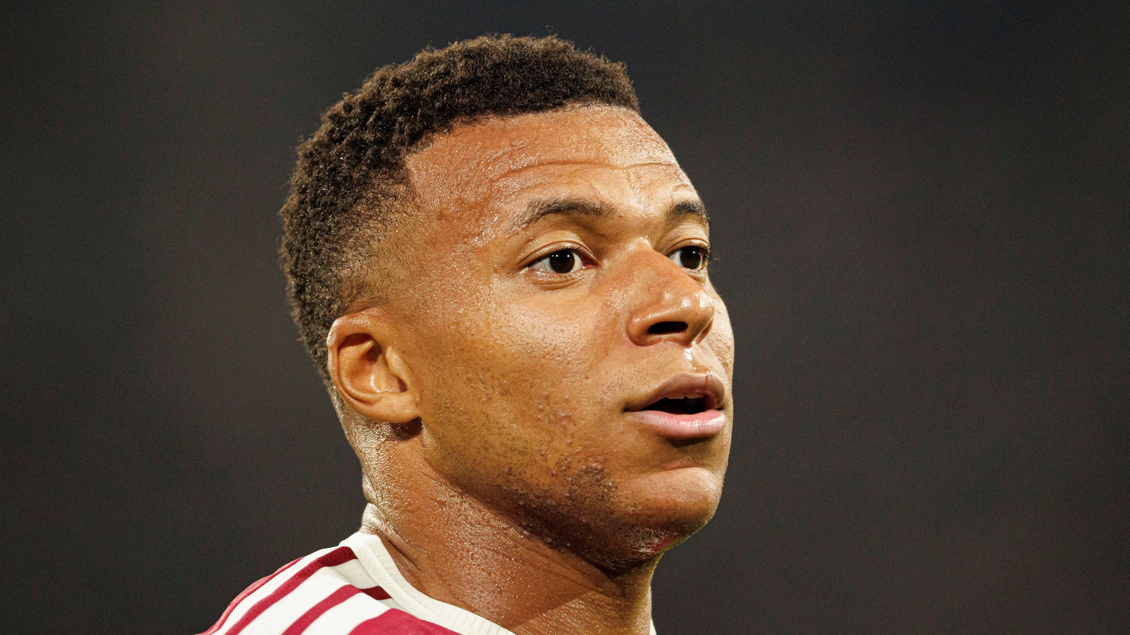 Mbappé Responds to Touram in Champions League opening