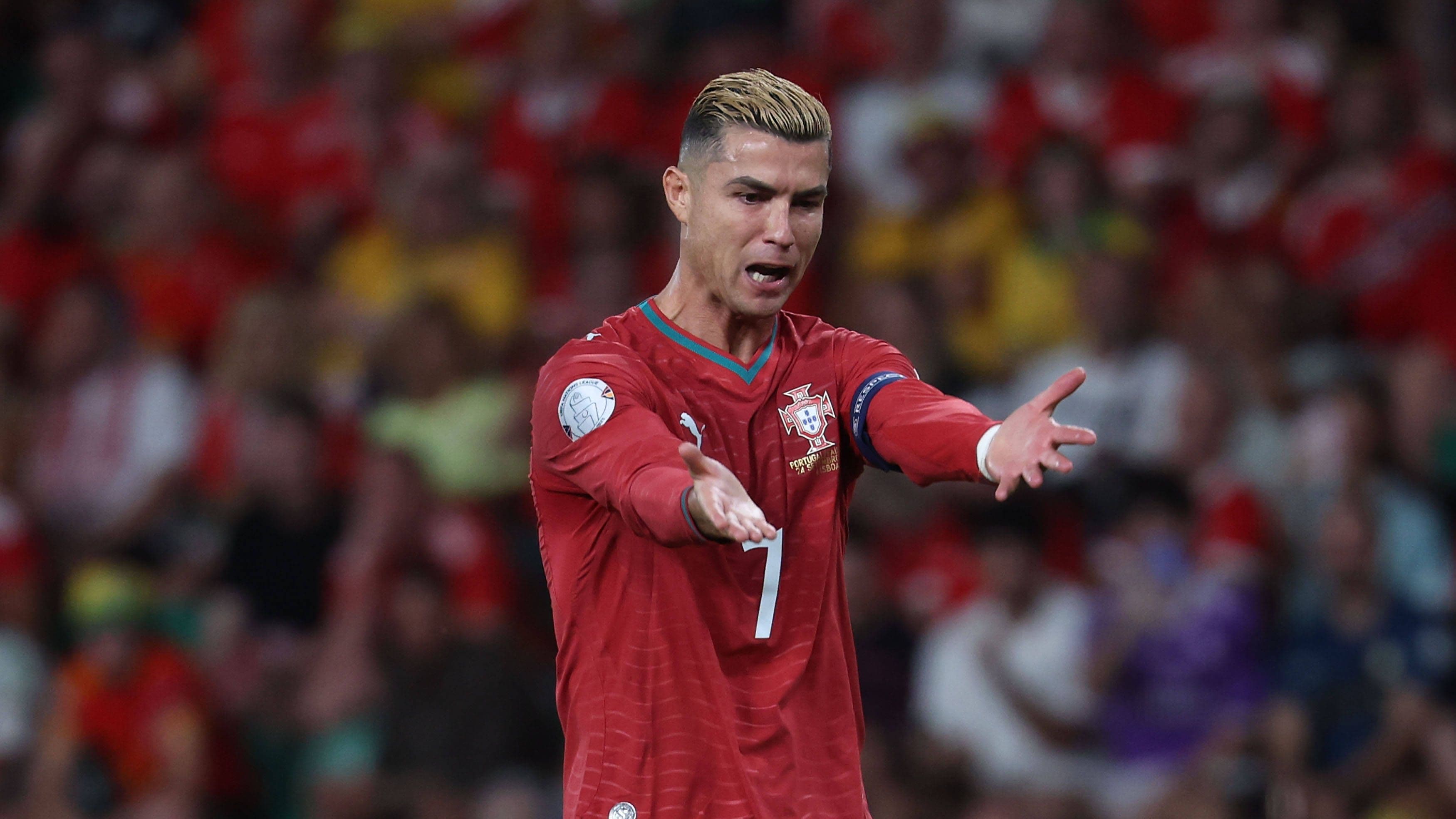 Ronaldo's remark sparks Portugal debate