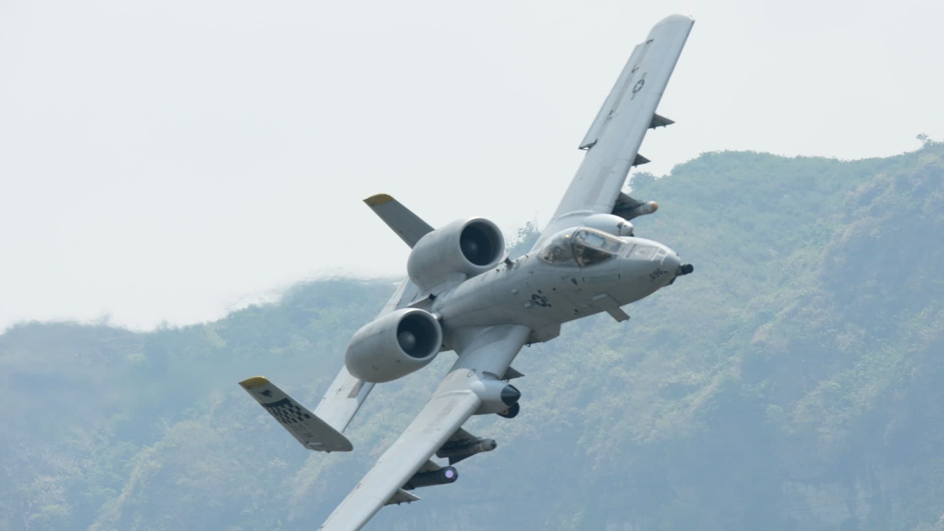 Saudi fighter jet downed by Houthi fire