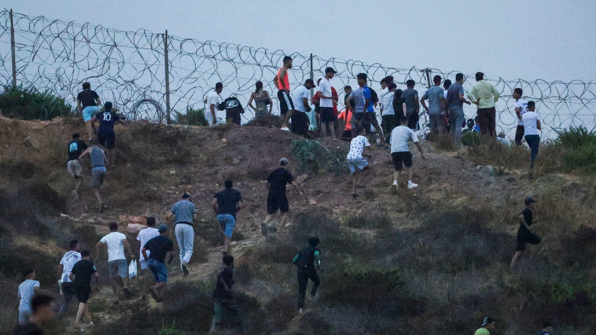 Spain summons Italian ambassador over migrants