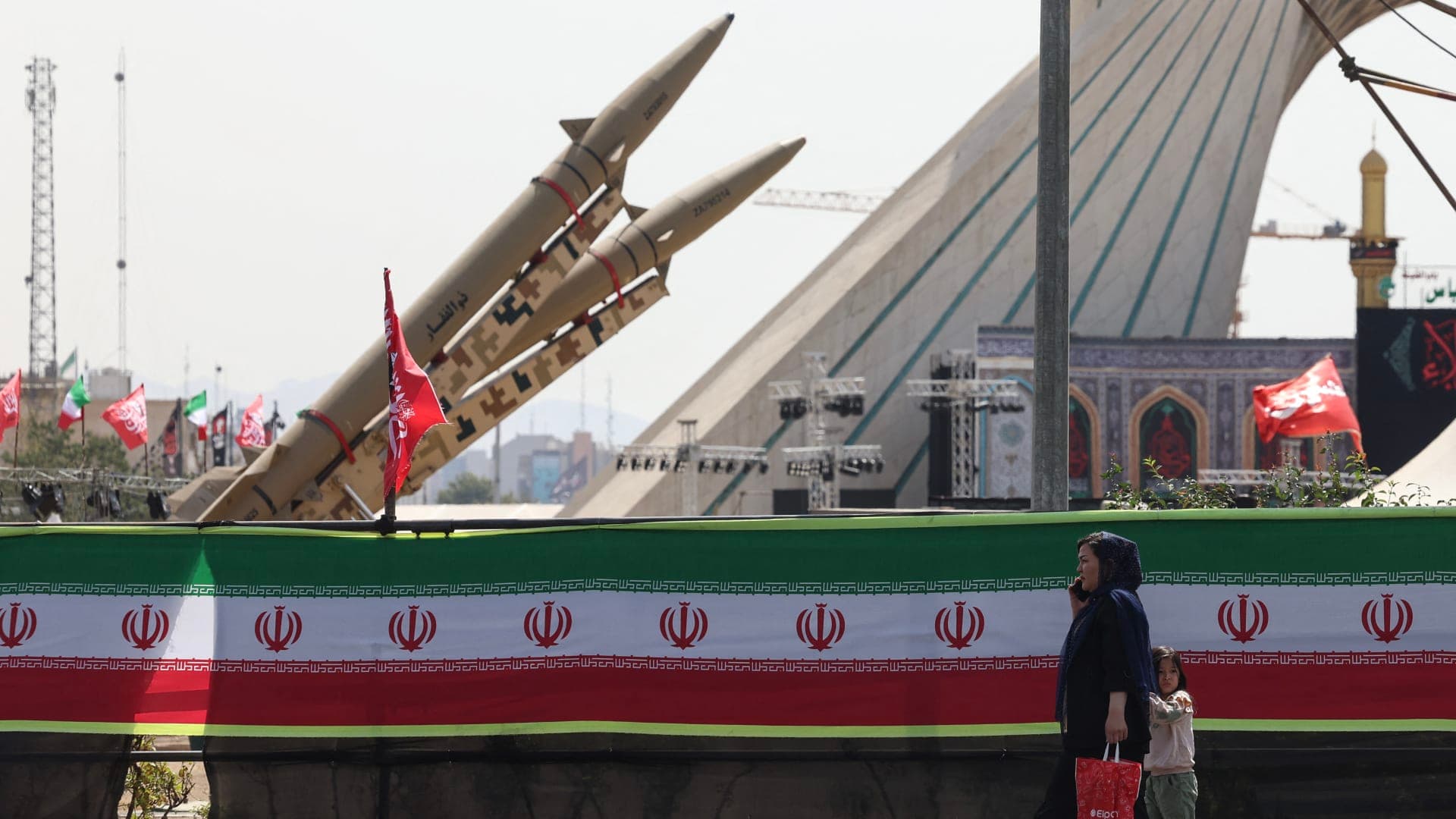 Omani Delegation Visits Tehran on Strait of Hormuz