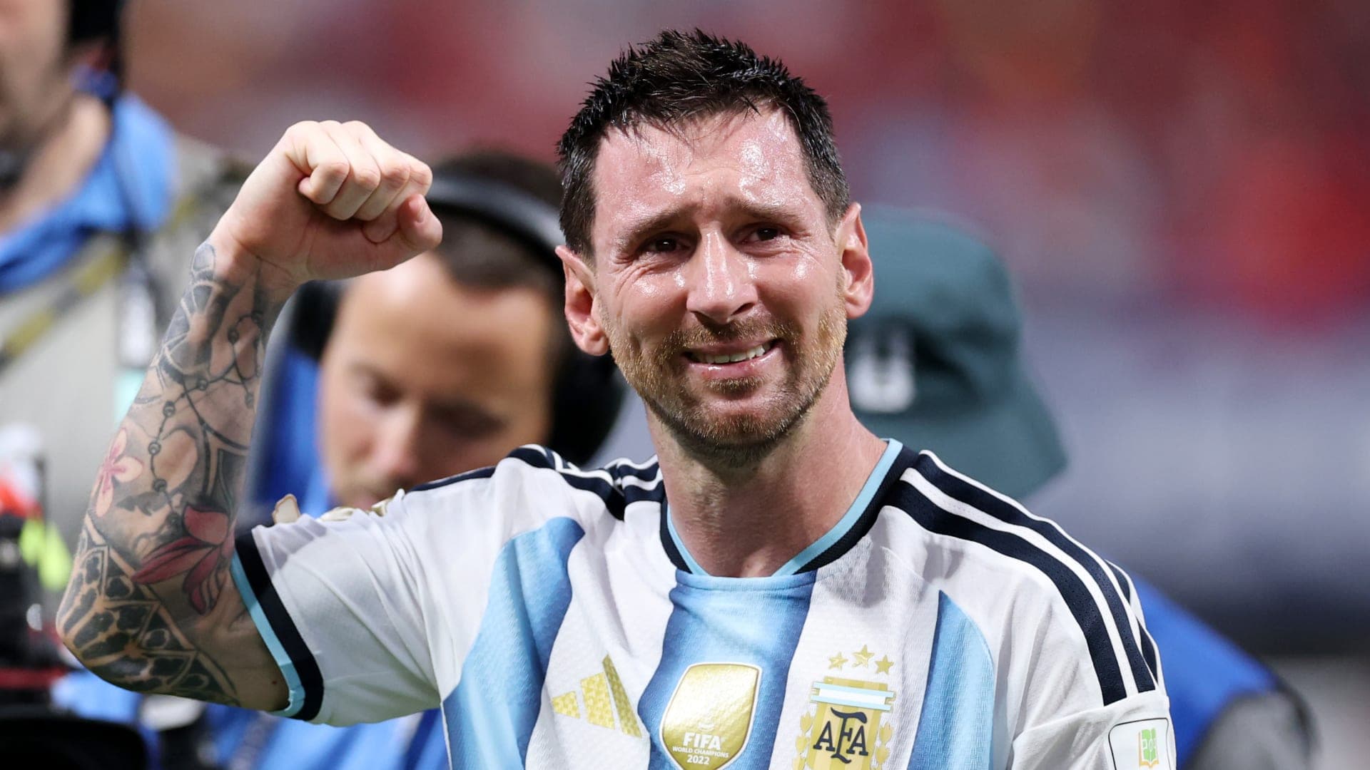 Spain player reacts to Messi's post