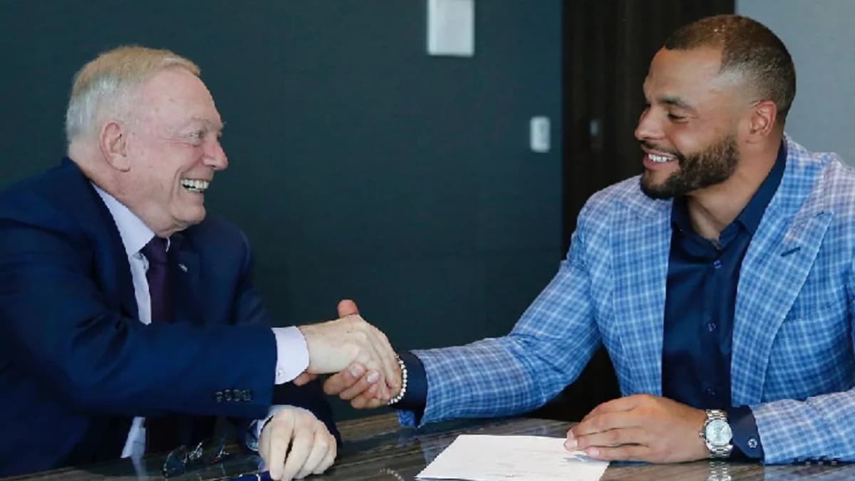 Jerry Jones blamed for backlash against Dak Prescott