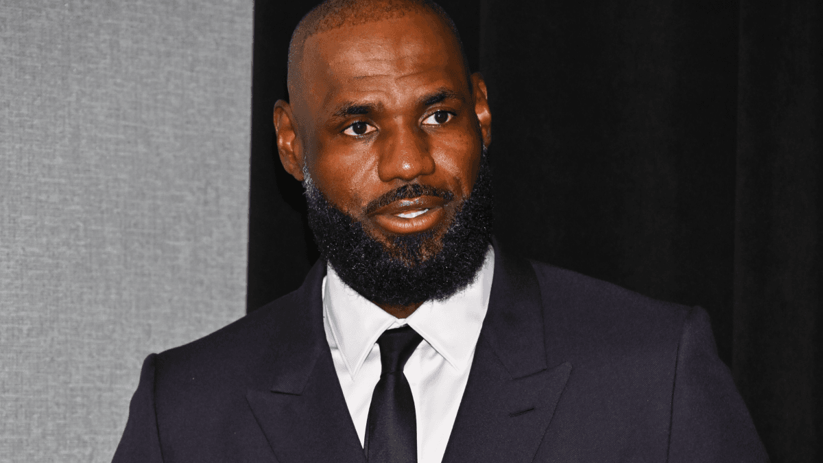 LeBron James moves up decision timeline, sets new deadline to avoid delays