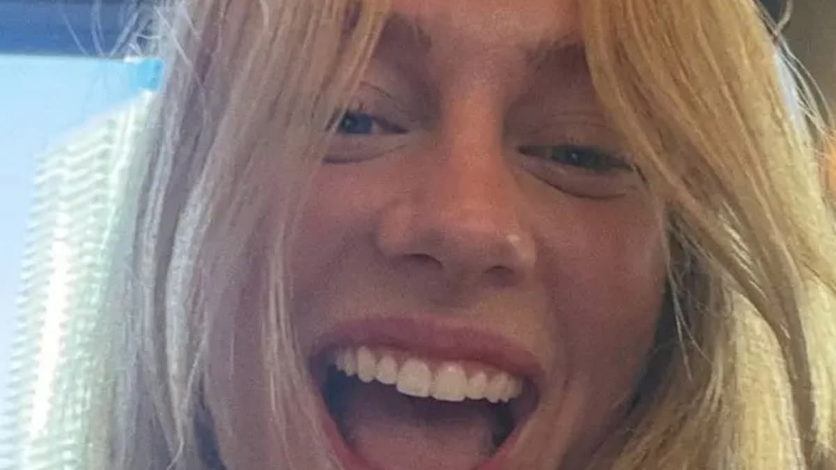 Ester Expósito Congratulates Spain After France Jersey Photo Leaks