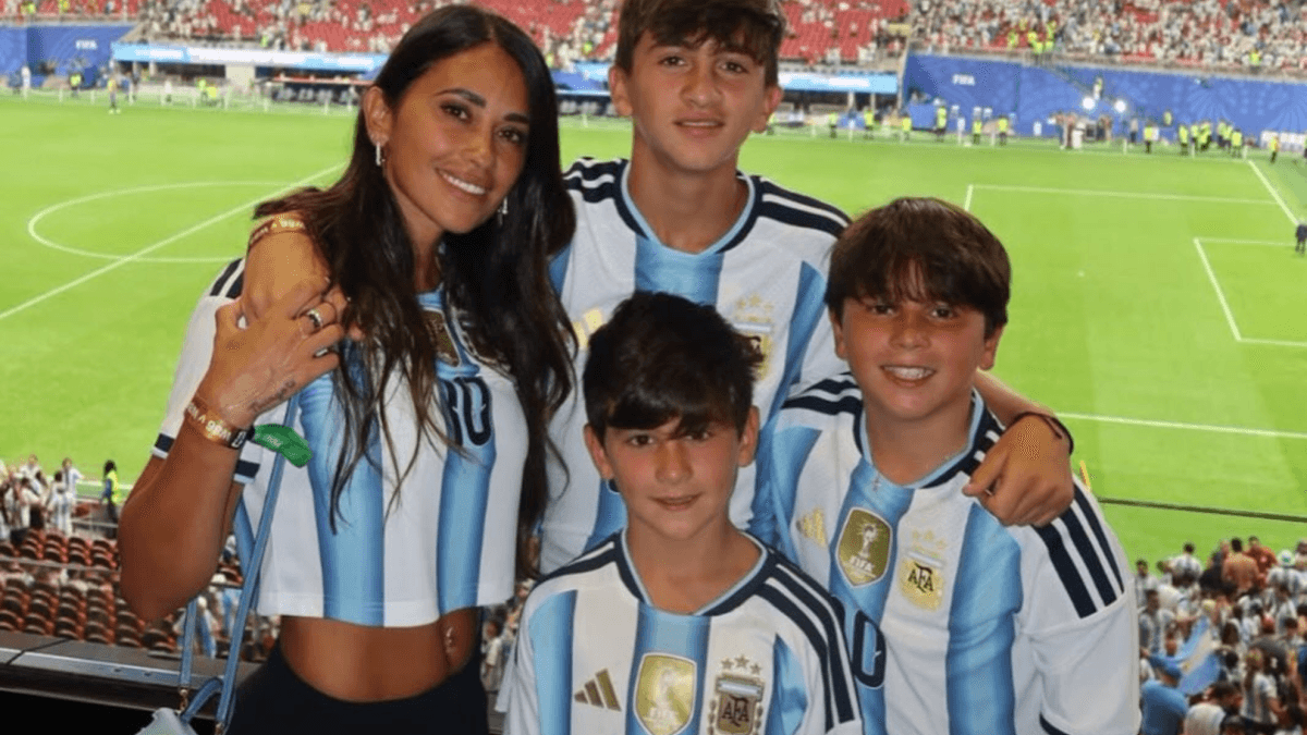 Antonela Roccuzzo leaves stadium after Argentina loss