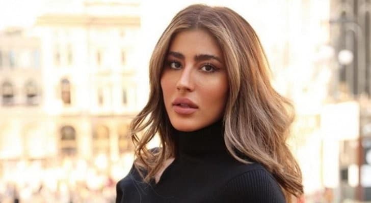 Leila Abdullah responds to knee color critique
