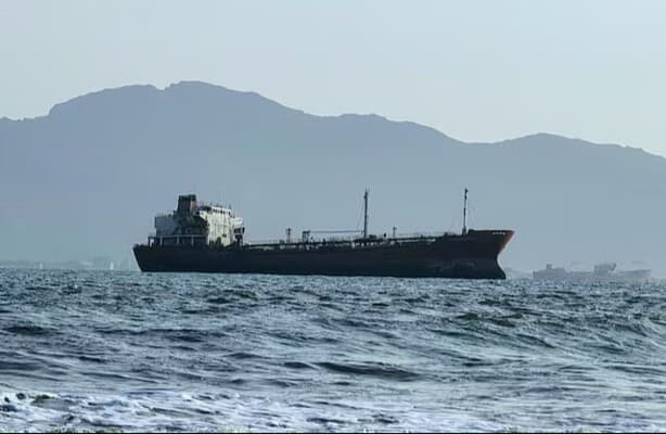 Cacher Shipping Downpost Houthis Attack
