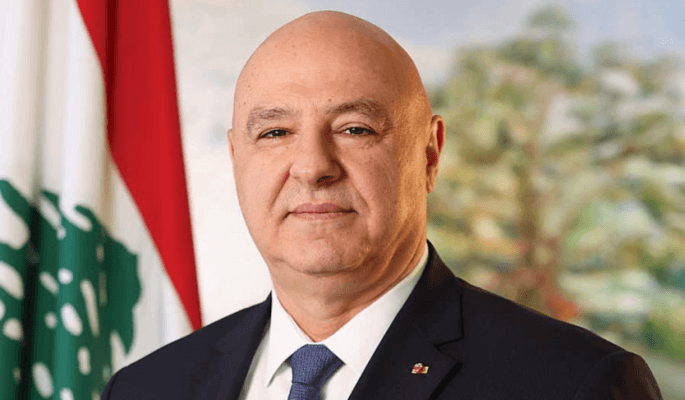 President Aoun updates Macron on US talks