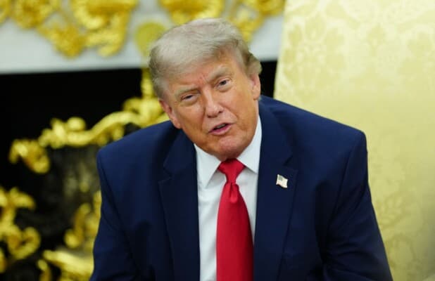 ترامب يعلن جاهزية للهجوم على إيران