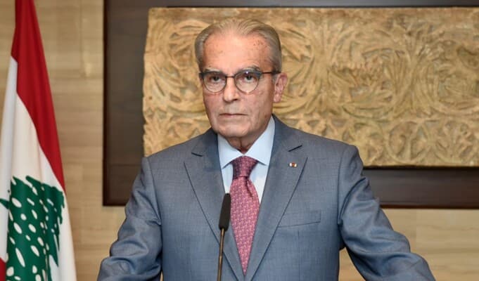 Al-Khazin congratulates priest on UN posting