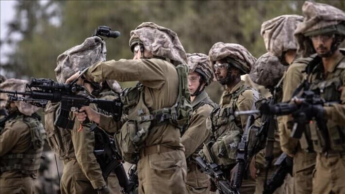 Israeli forces conduct raid in Al-Mansouri area