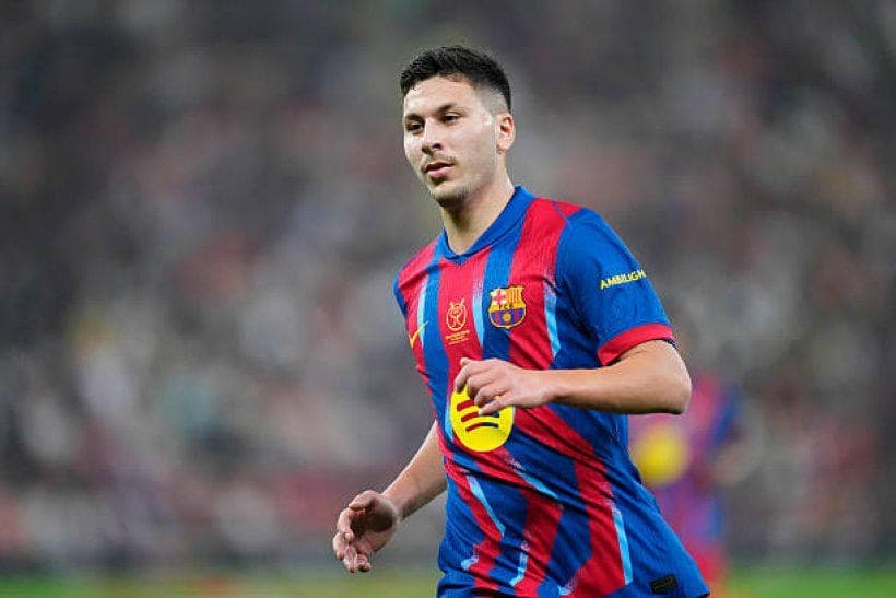 Pedri of Barcelona undergoes knee surgery