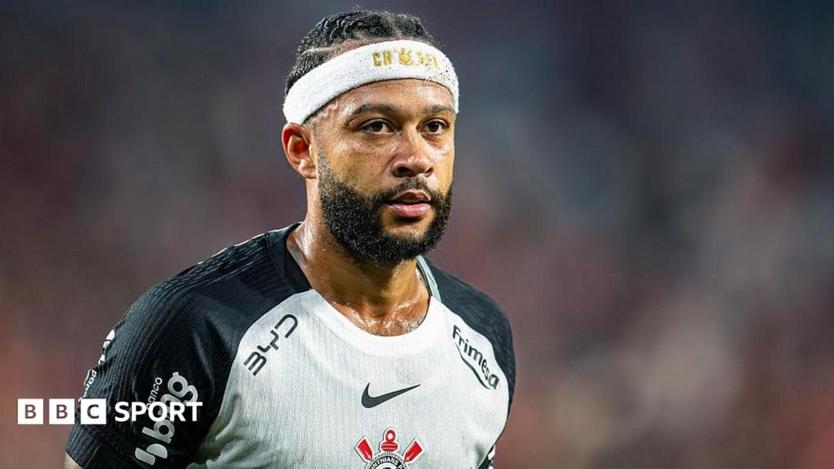Memphis Depay criticizes Corinthians after contract ends