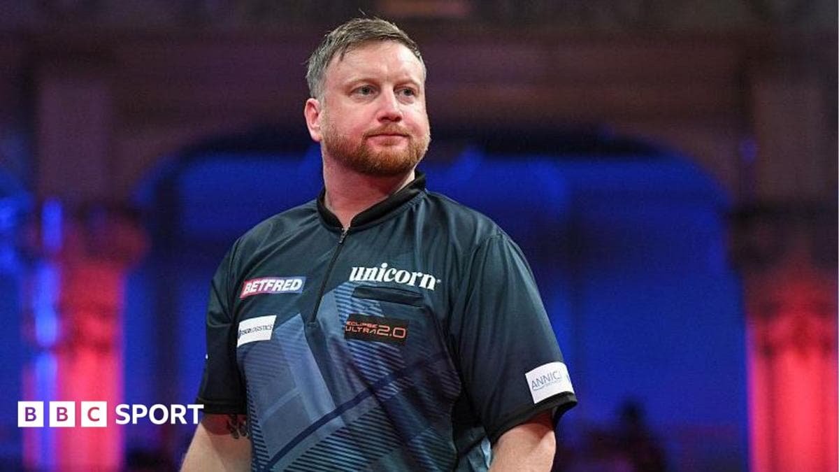 World Matchplay 2026: Menzies receives medical attention
