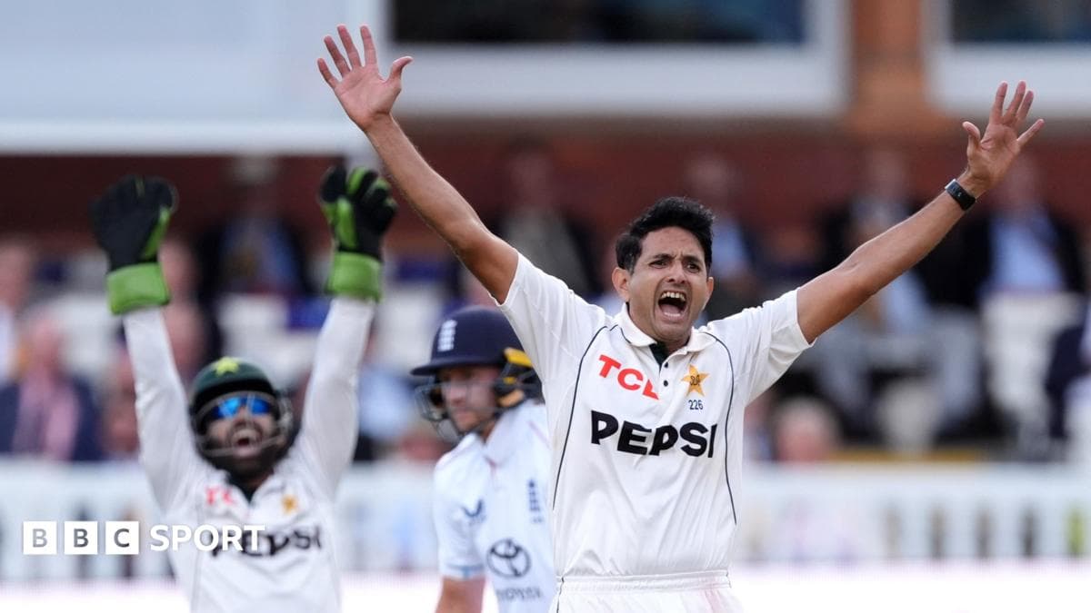 Sarfaraz Ahmed: Pakistan players unaware of boycott threat