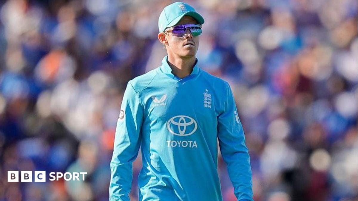 Jacob Bethell out of The Hundred due to knee injury