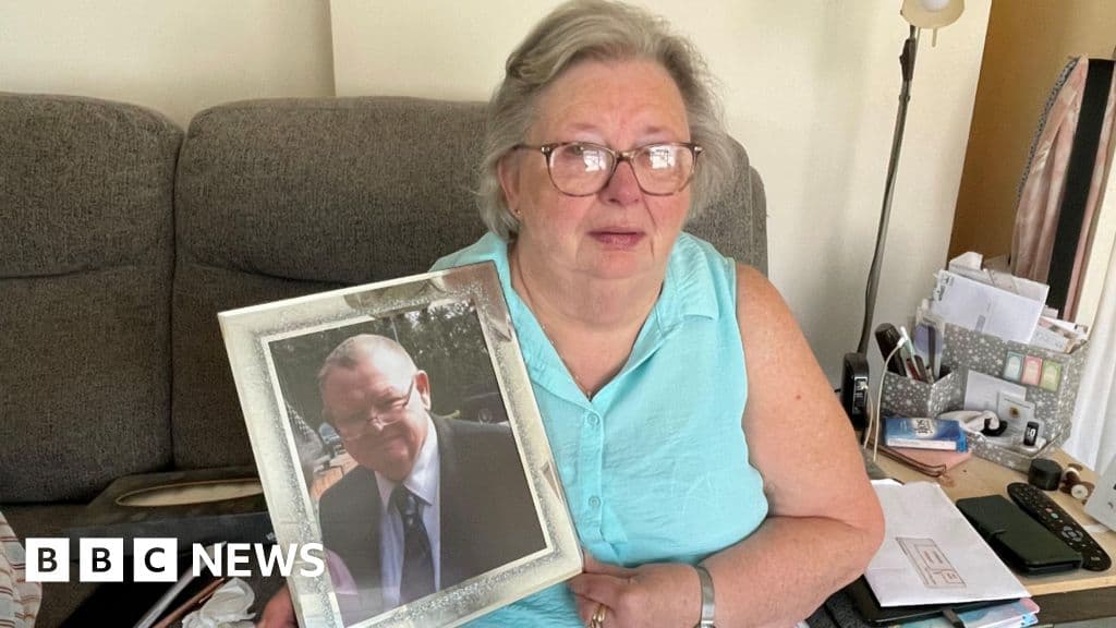 Kent widow worries over pension delay