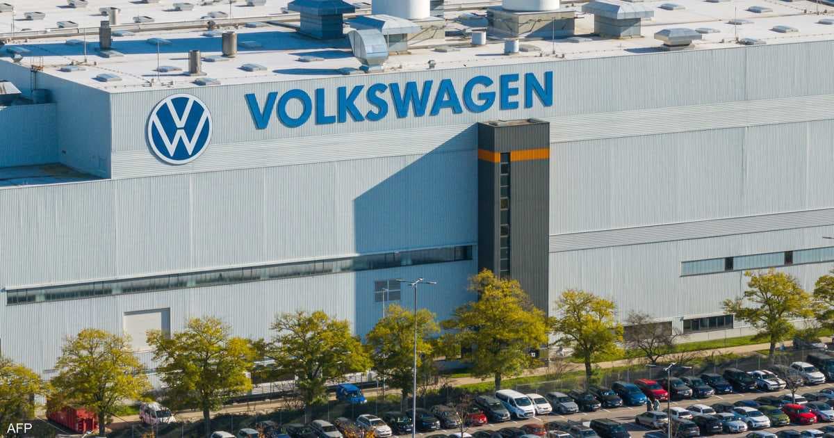 Volkswagen Q2 profit drops by a third