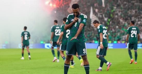 Saudi team leads UAE with two goals