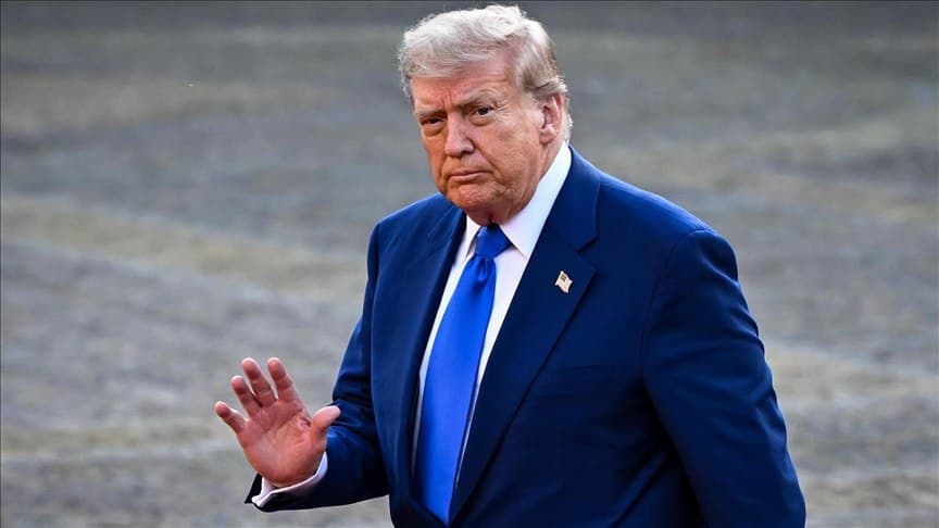 Trump cautions of military response to Red Sea attacks