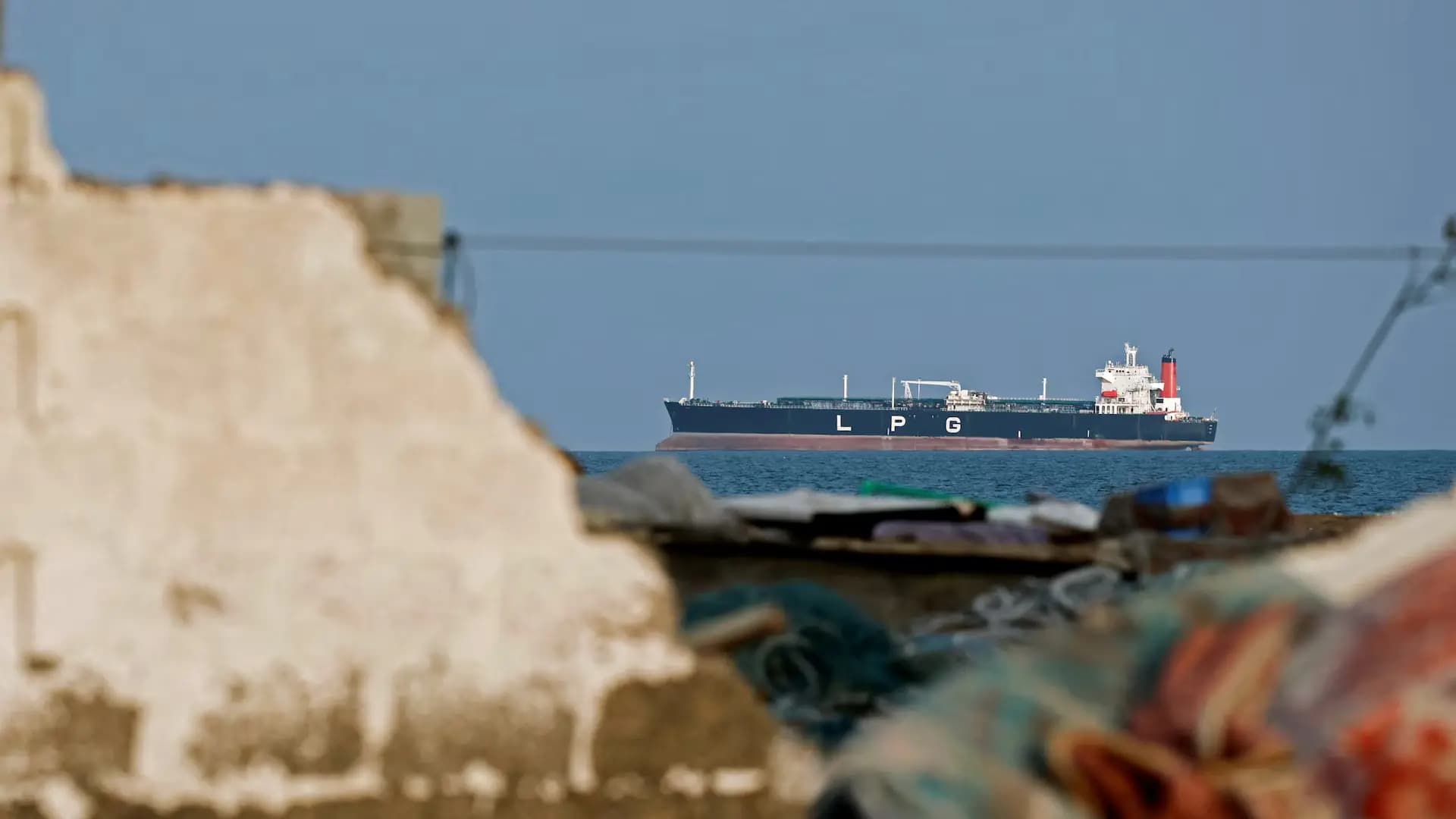 Oil price decline likely to continue