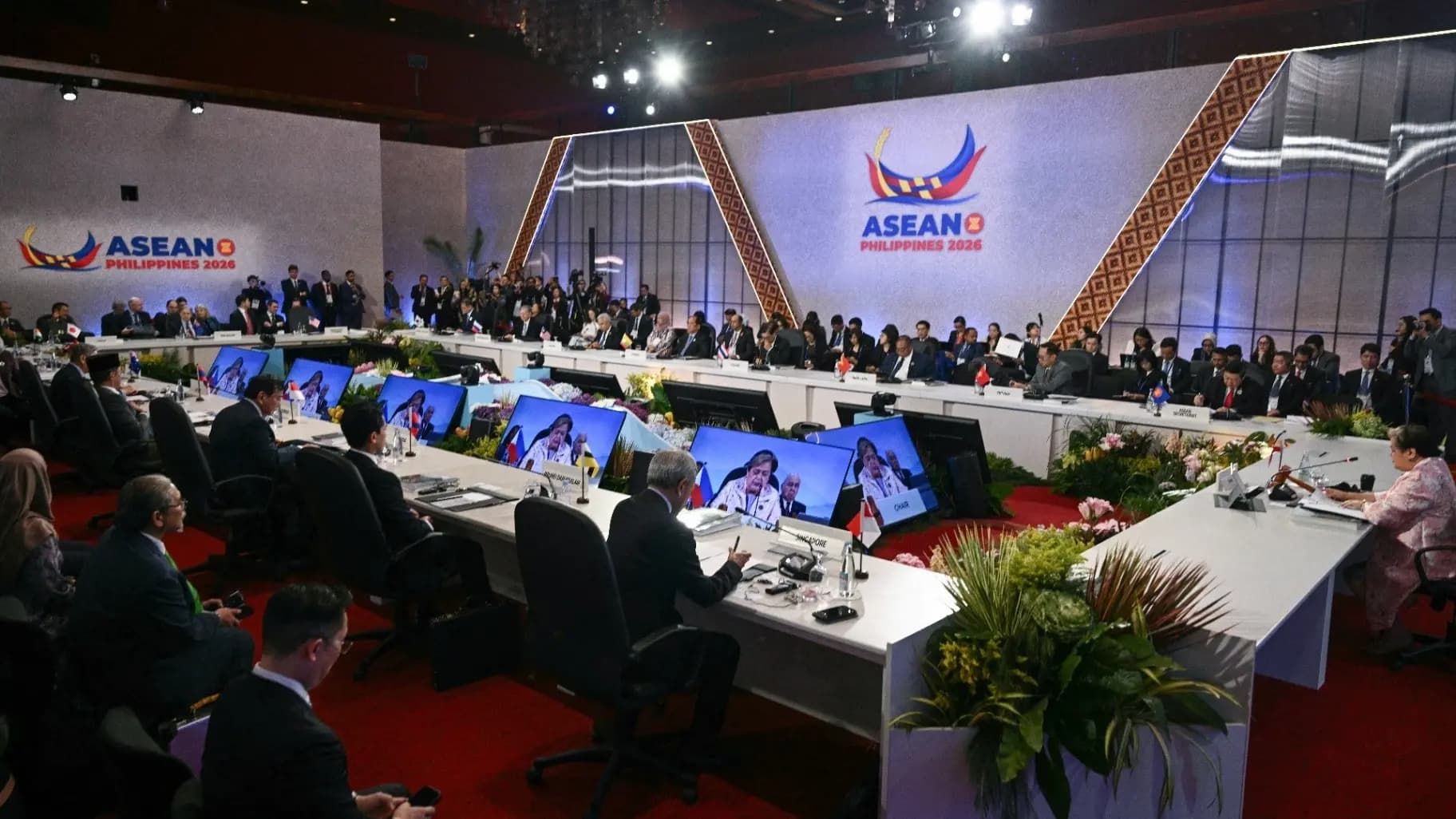 ASEAN ministers urge Strait of Hormuz openness