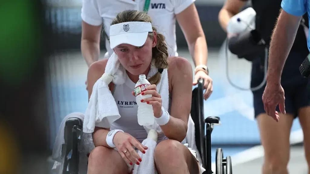 Alexandra's Collapse Ends Memphis Classic