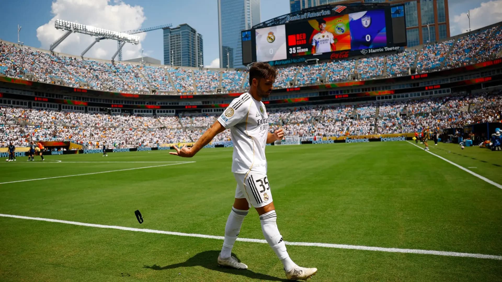 Asensio's injury delays Madrid debut